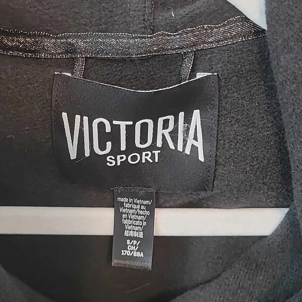 Victoria's Secret Black Velvet Hoodie - Picture 6 of 9